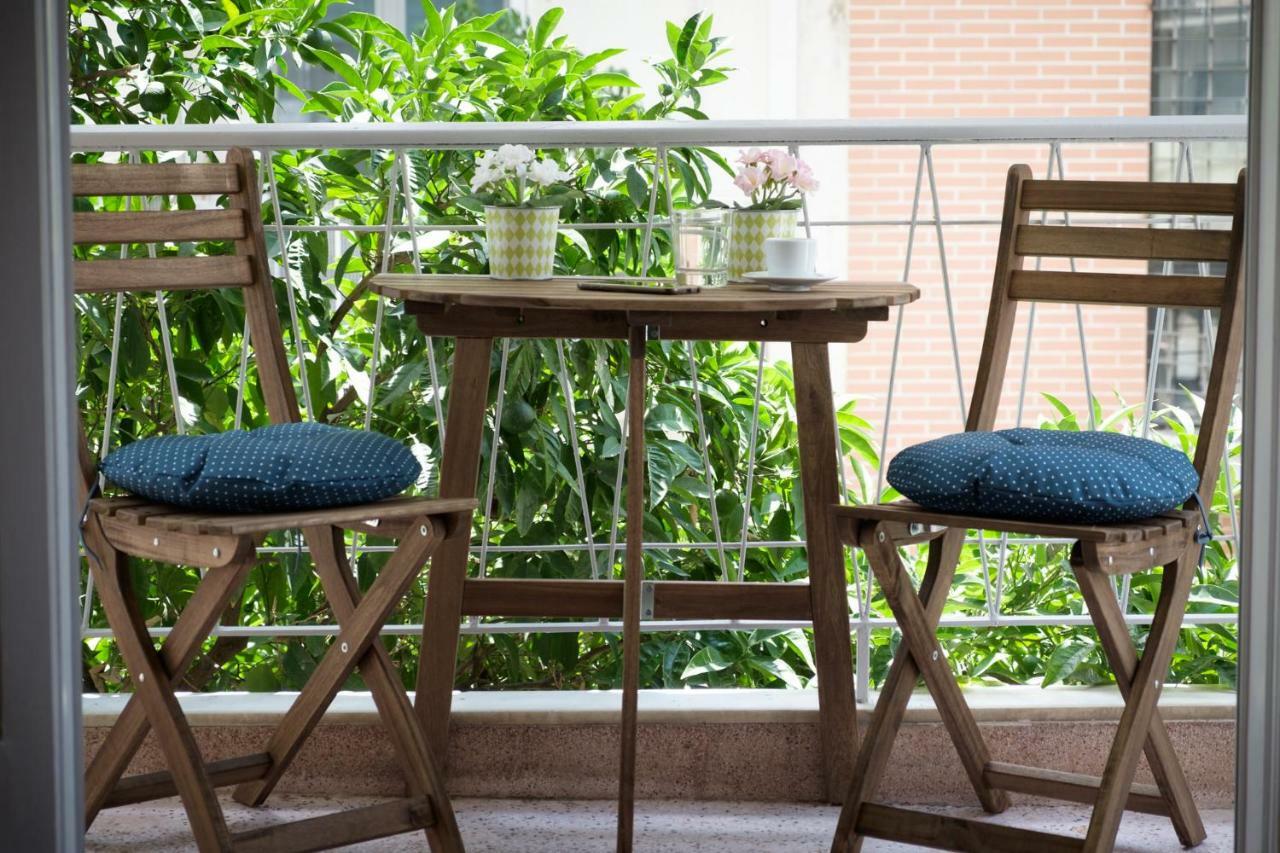 Cozy And Bright 2Bd Apartment In Kolonaki Atenas Exterior foto