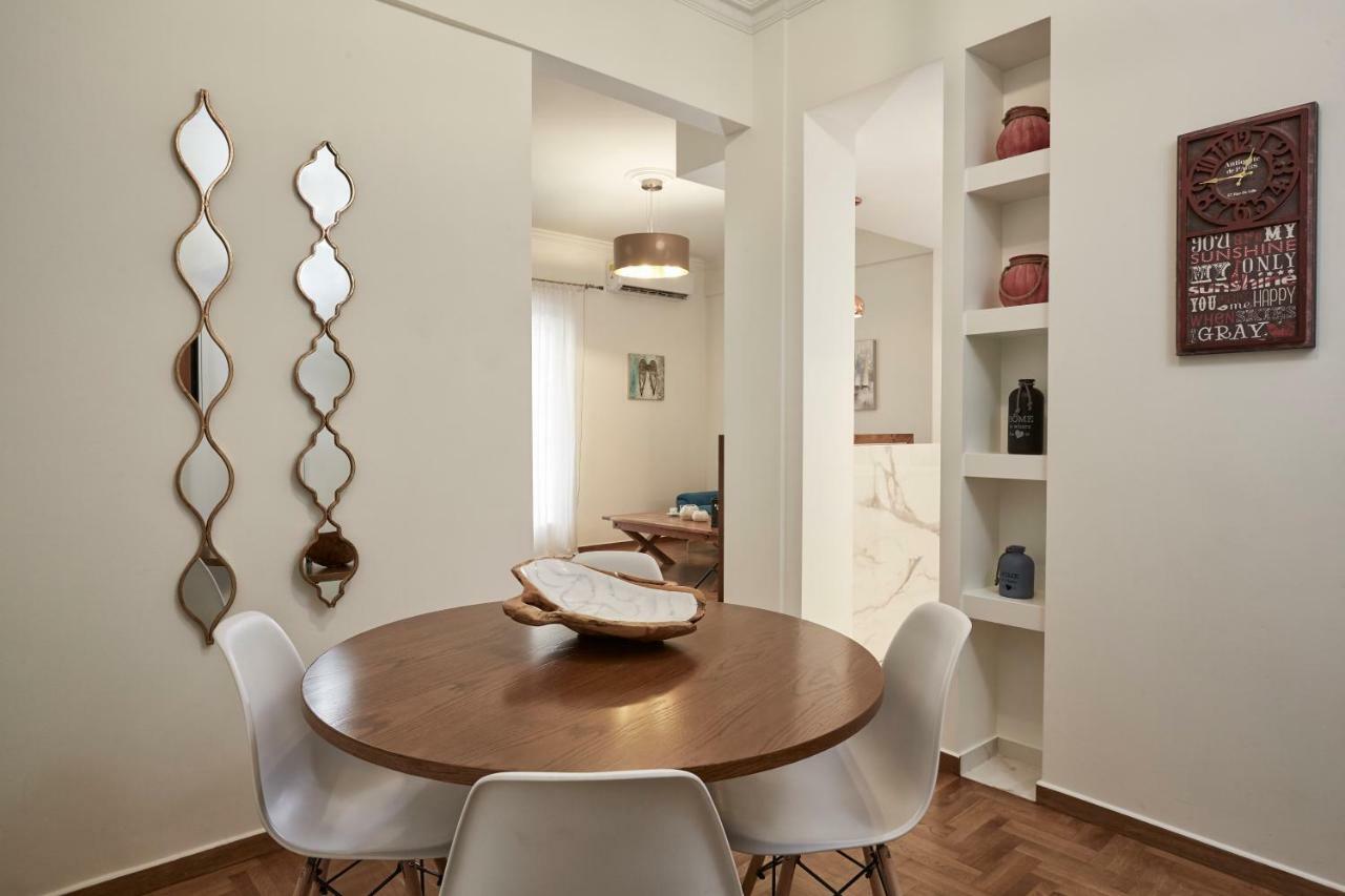 Cozy And Bright 2Bd Apartment In Kolonaki Atenas Exterior foto